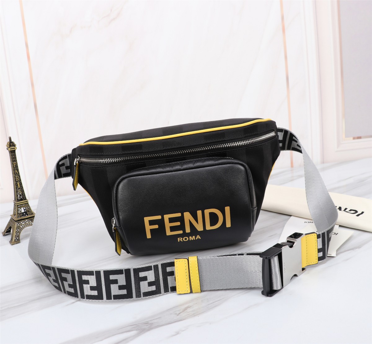 FENDI 芬迪复古图案FF字母花纹胸包268568