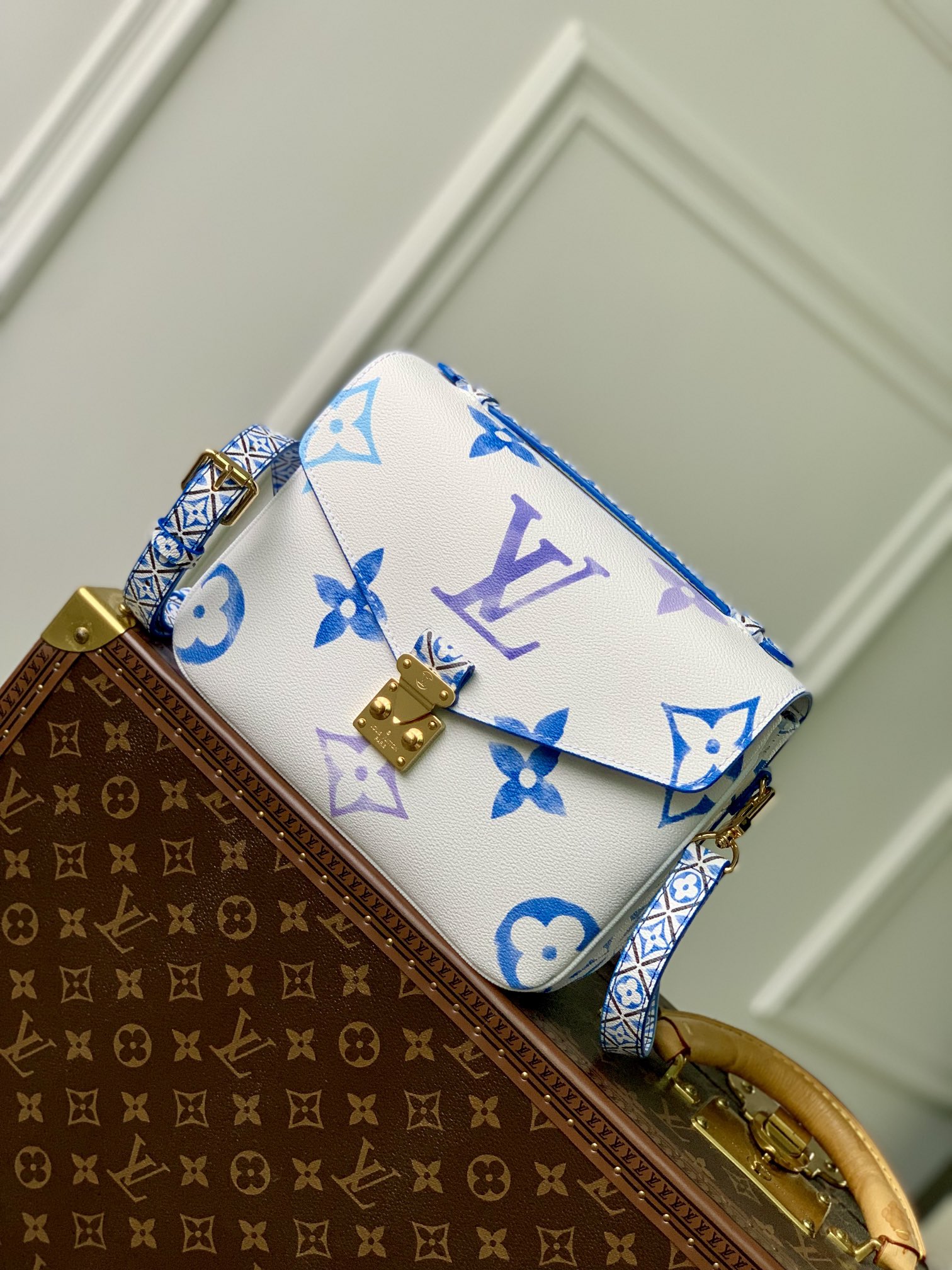 LOUIS VUITTON 路易威登Pochette Metis 手袋M23055