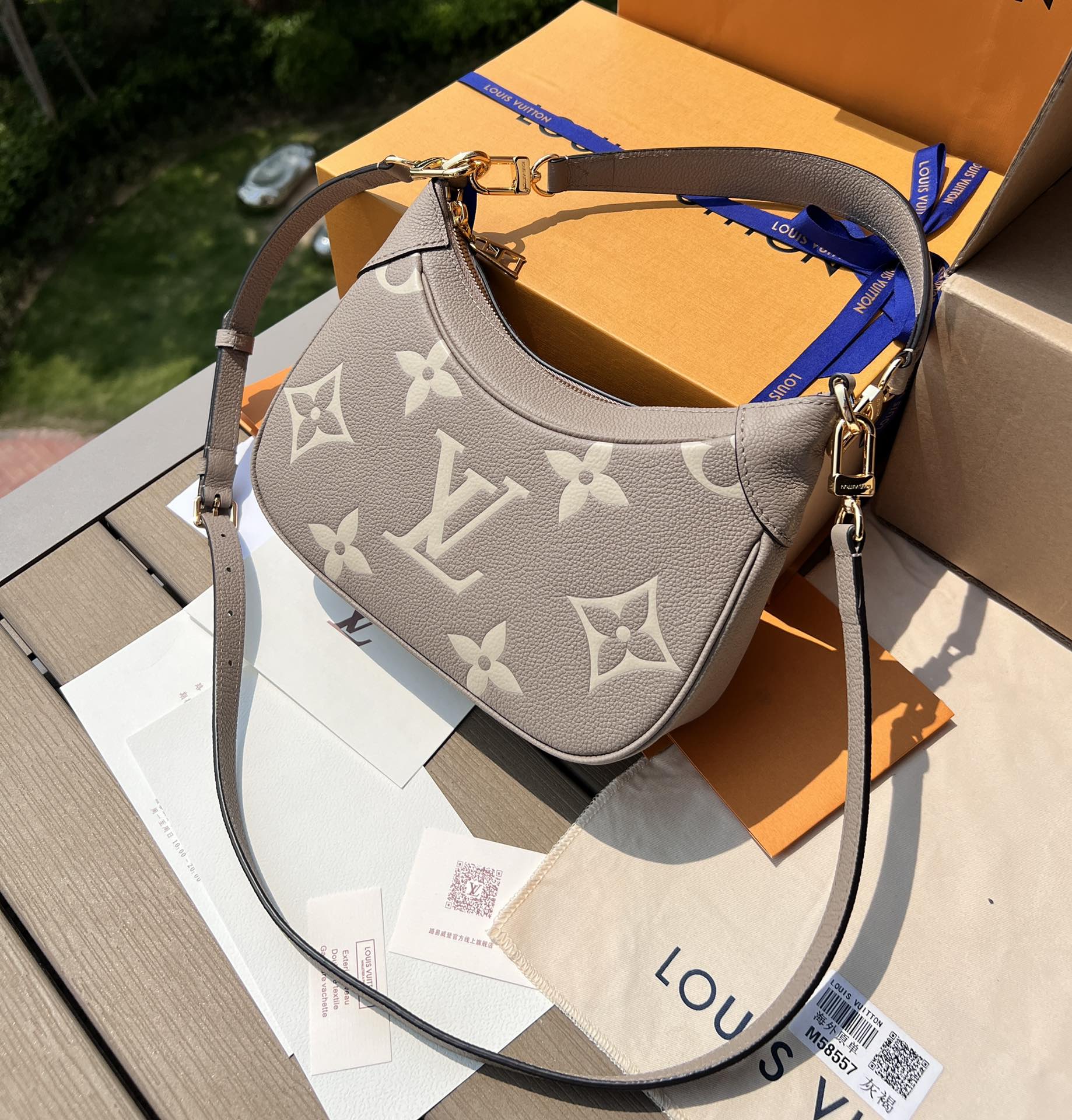 LOUIS VUITTON 路易威登Bagatelle 手袋m46112