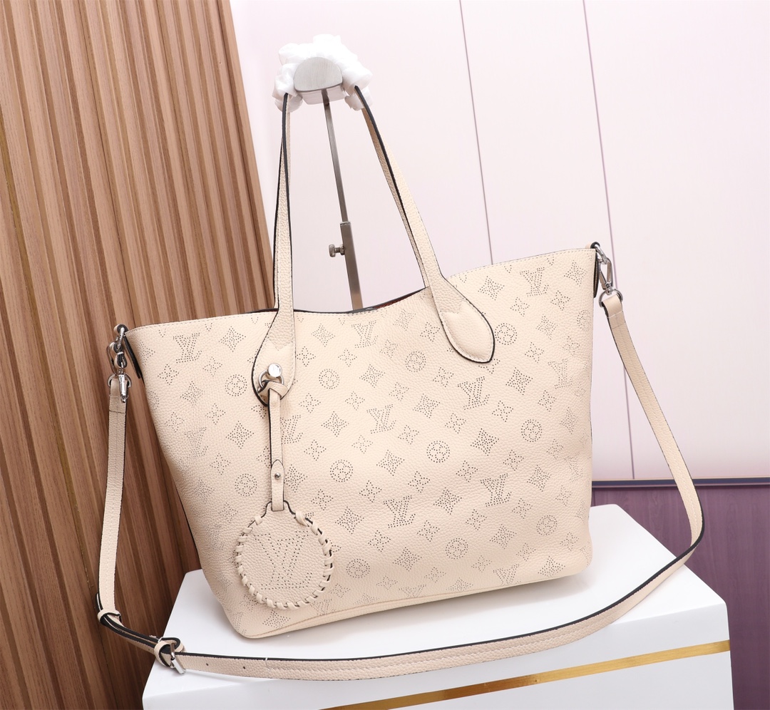 LOUIS VUITTON 路易威登  BLOSSOM  中号手袋M21850 多色